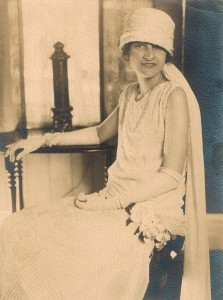 1920s flapper wedding dress 